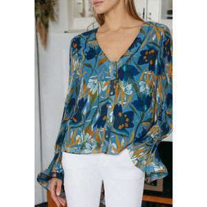 (60% OFF) NWT Milly Greer Watercolor Azalea Top in Blue/Multi Small MSRP: $350